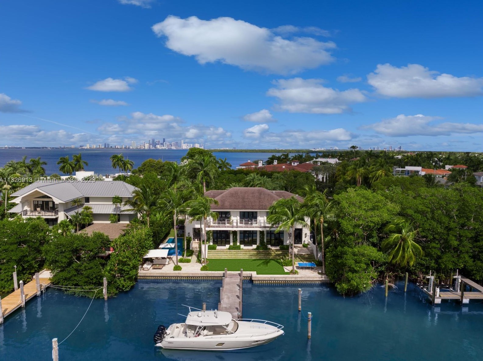 470 Matheson Dr, Key Biscayne FL  33149-1725 exterior