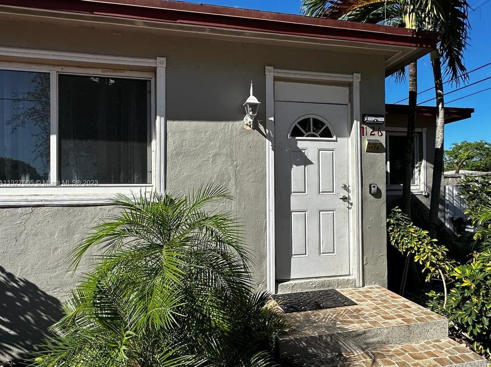 1126 S 26th Ave, Hollywood, FL 33020