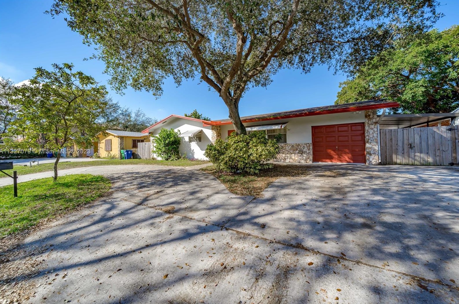 2006 99th Ter, Hollywood, FL 33024-1427