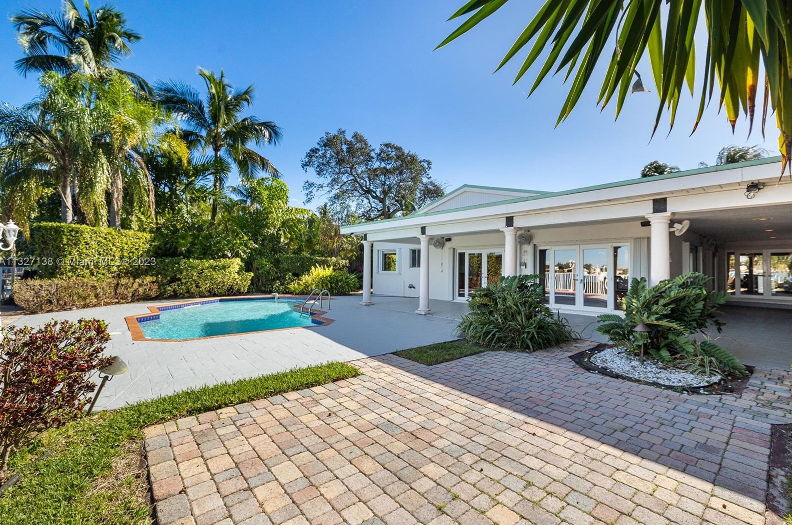 1375 N Biscayne Point Rd #1375, Miami, FL 33141