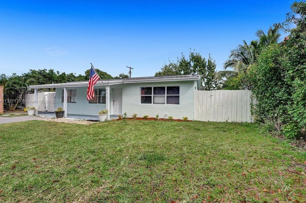 161 28th Ct, Boynton Beach, FL 33435-7612