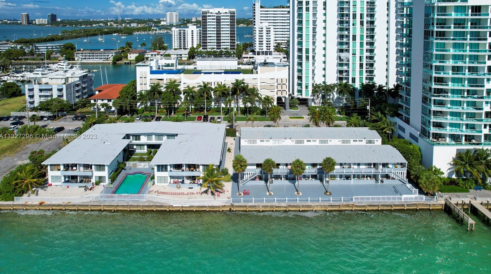7931 East Dr Apt 405, Miami, FL 33141