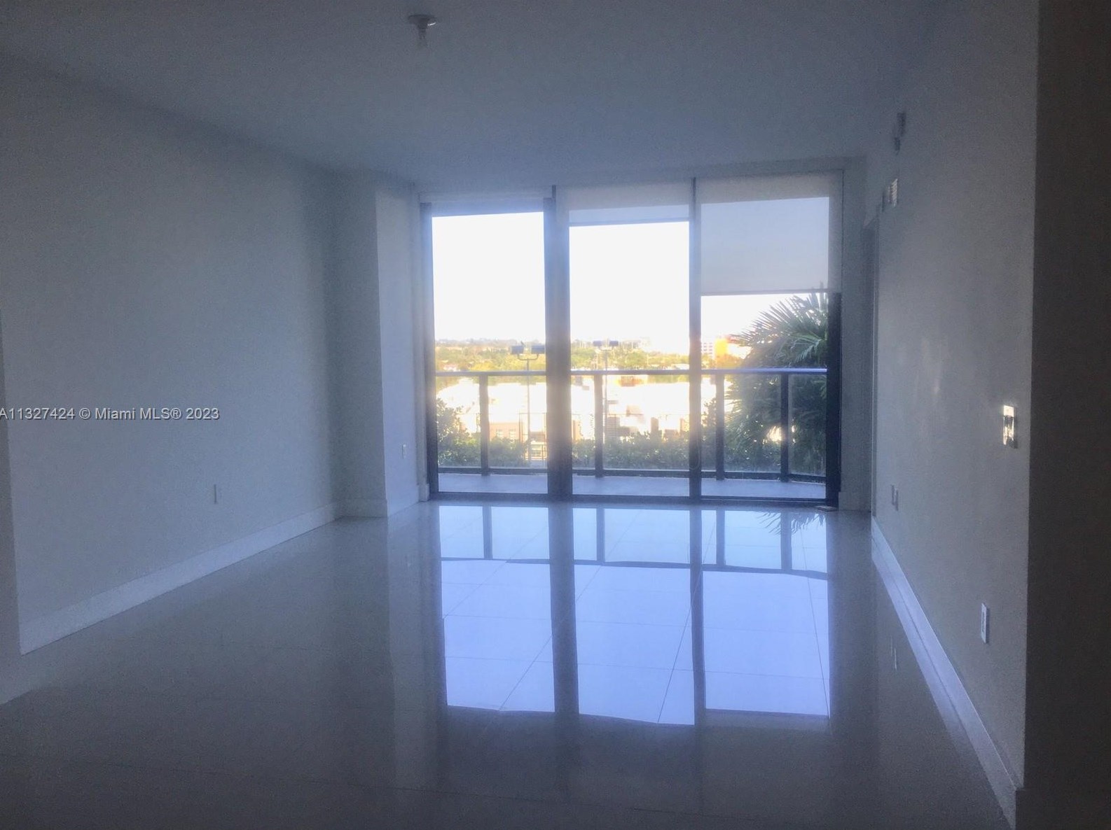 121 34th St Ne #912, Miami, FL 33137