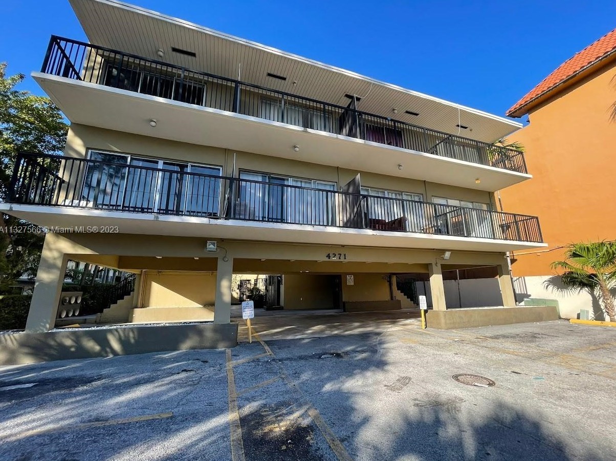 4271 Nw 11th St #1, Miami, FL 33126