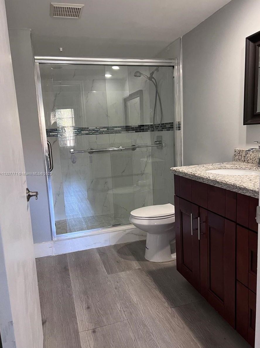 1000 Sw 128th Ter Apt 204v, Hollywood, FL