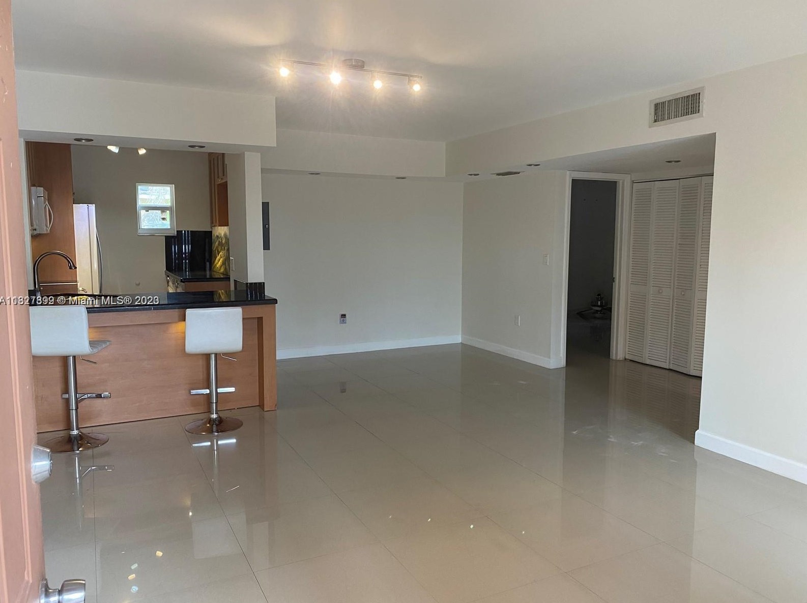 1270 Ne 119th St Apt 2a, Miami, FL