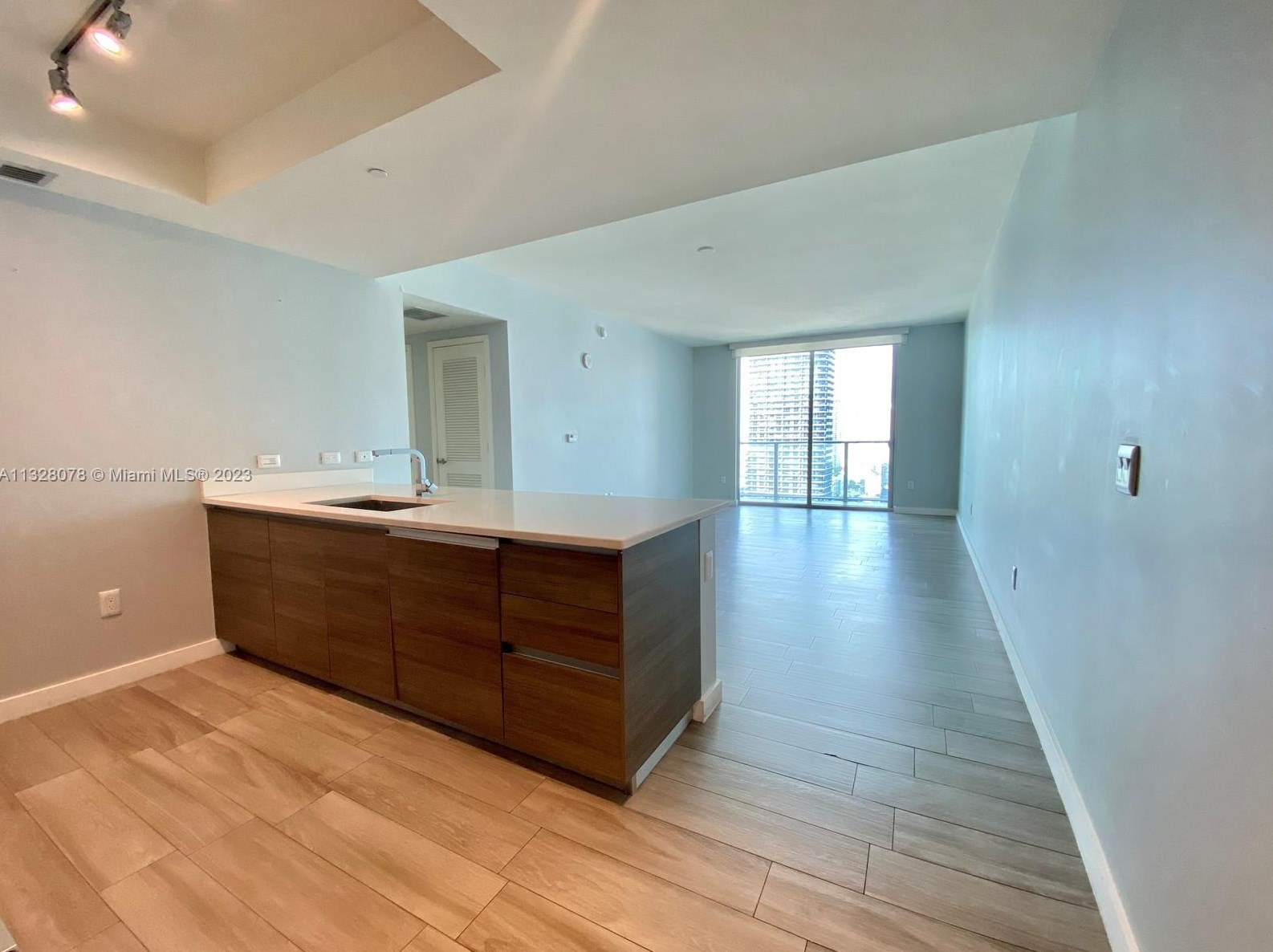 1100 S Miami Ave #2907, Miami, FL
