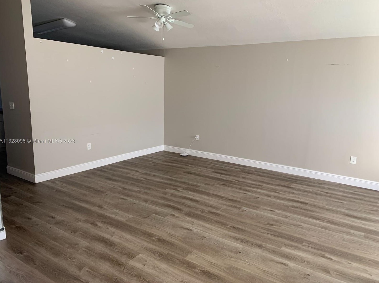 14297 172nd St, Miami, FL 33177-7731