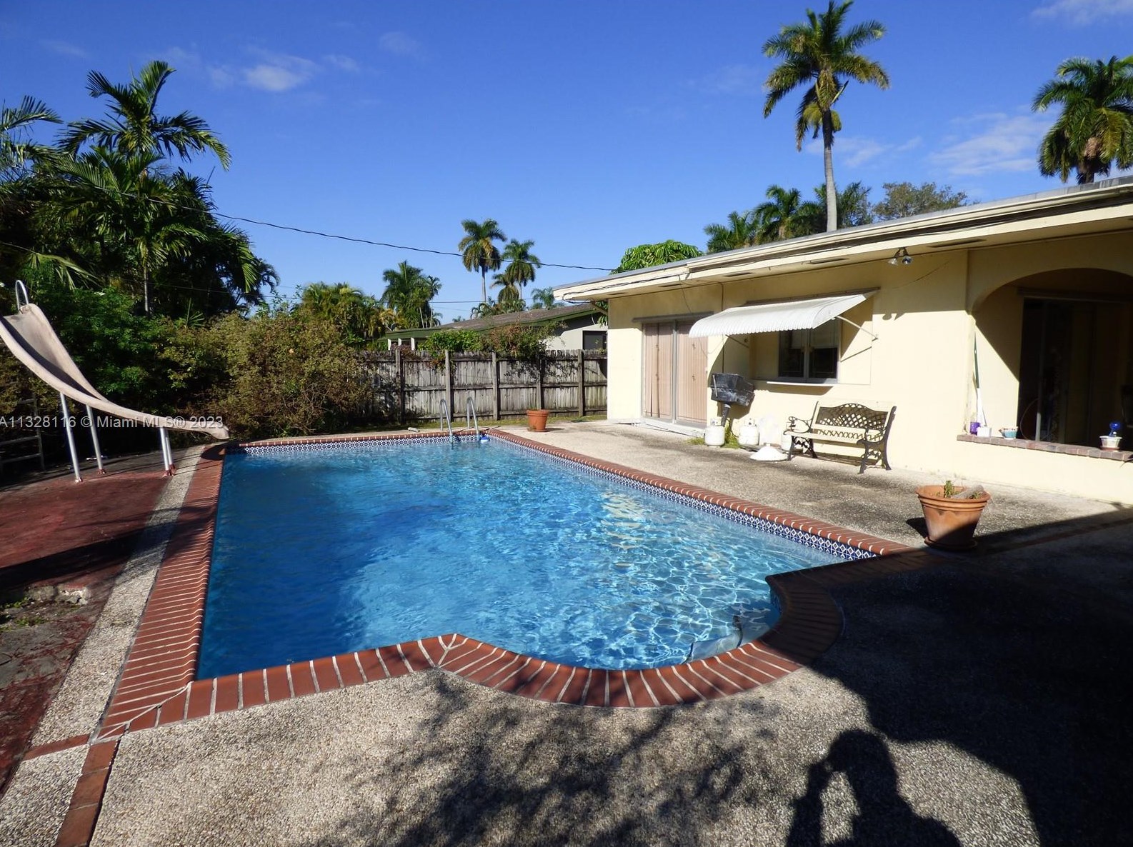 1990 198th Ter, Miami, FL 33179-3130
