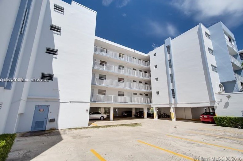 7705 Abbott Ave #303, Miami, FL 33141