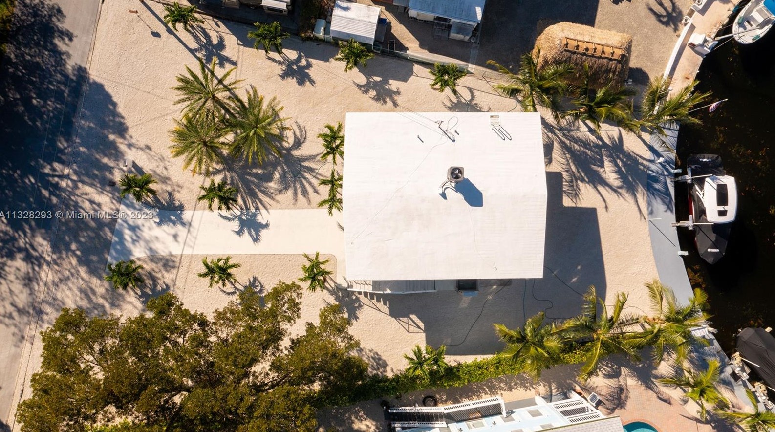 774 Canal St, Key Largo, FL 33037