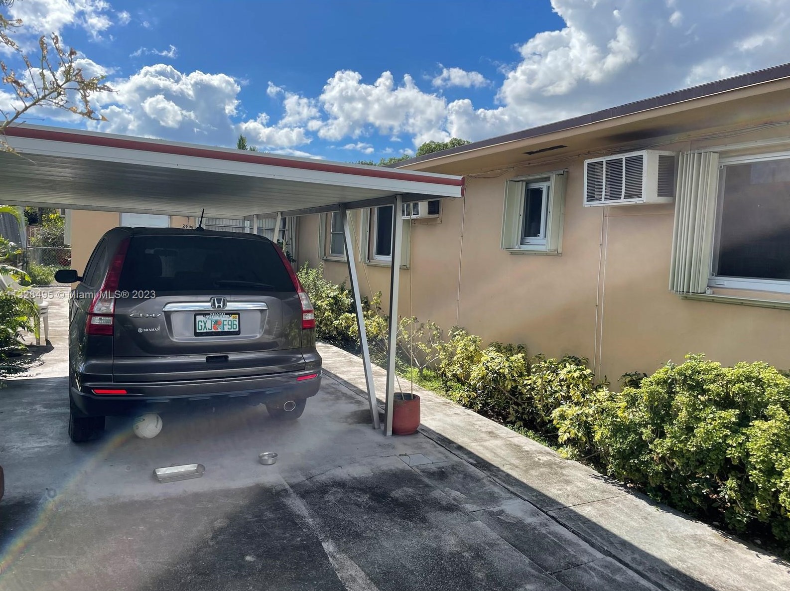2436 35th St, Miami, FL 33142-5356