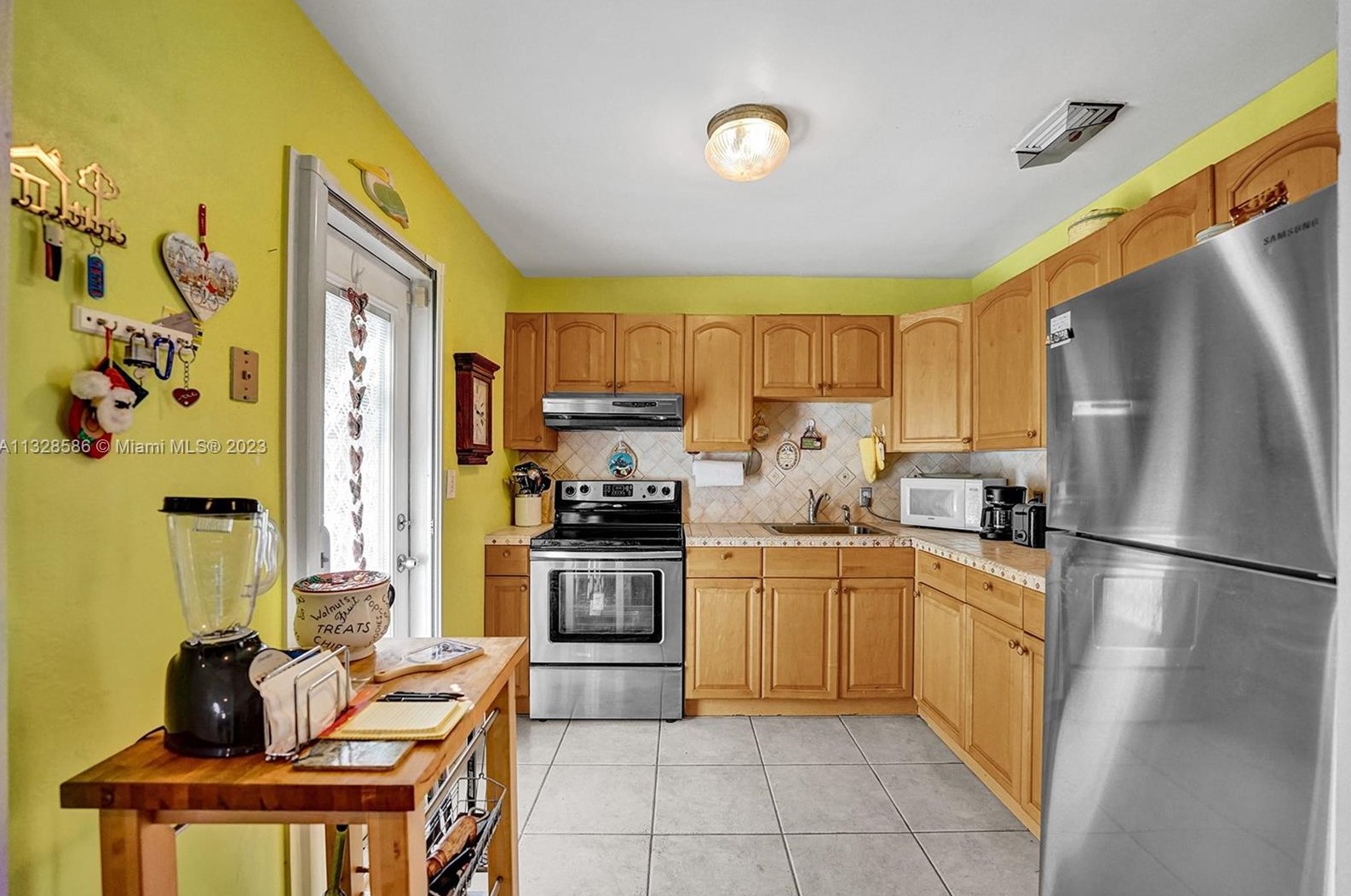 401 26th Ave, Hollywood, FL 33020-4803