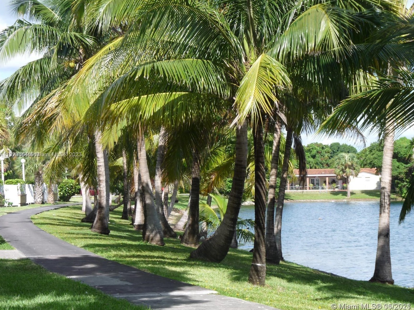 14321 N Kendall Dr #110f, Miami, FL 33186