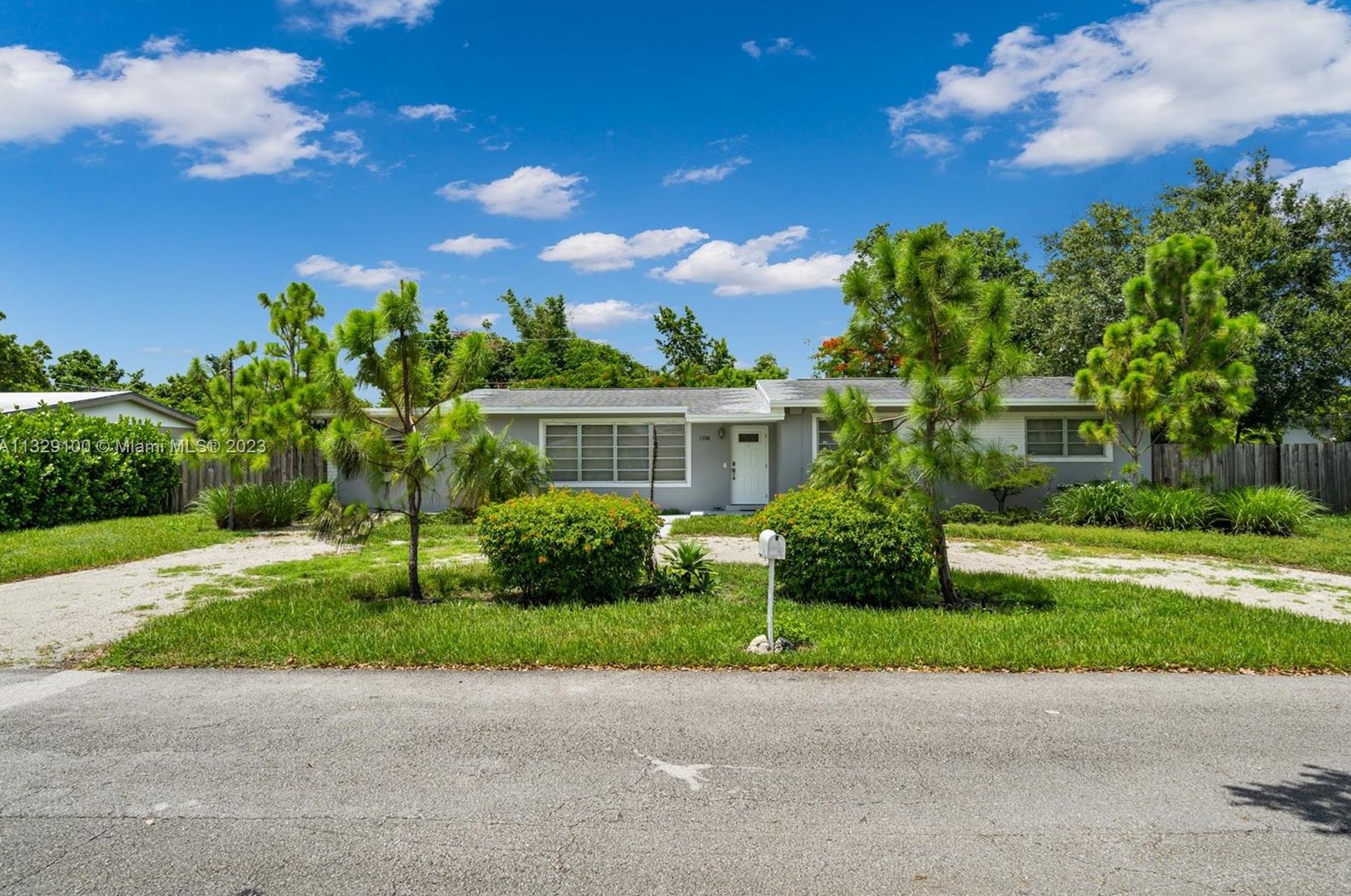 9221 Sw 167th Terrace #x, Miami, FL 33157