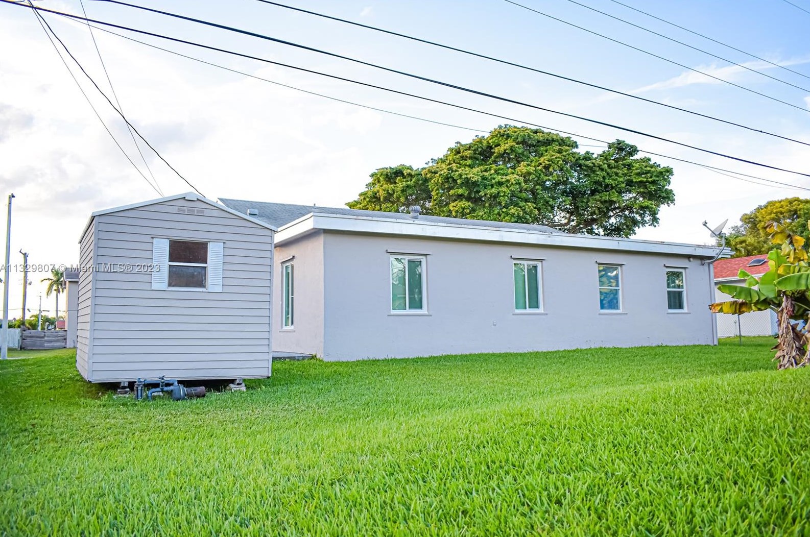 1901 96th Ave, Hollywood FL  33025-1910 exterior