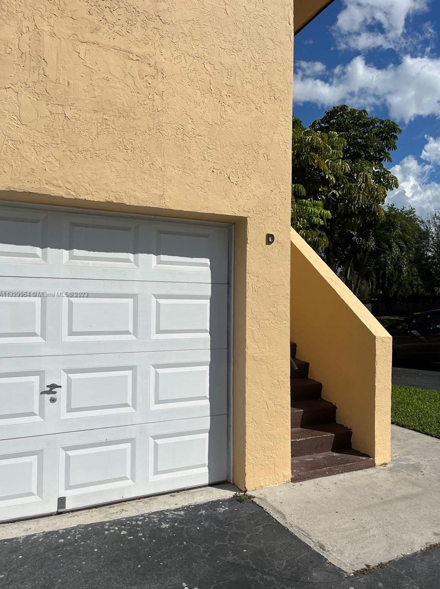 6661 Sw 137th Ct #8d, Miami, FL