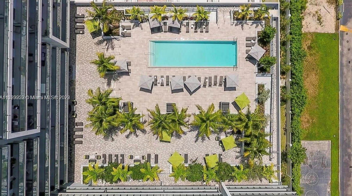 2960 207th St, Miami FL  33056-1435 exterior