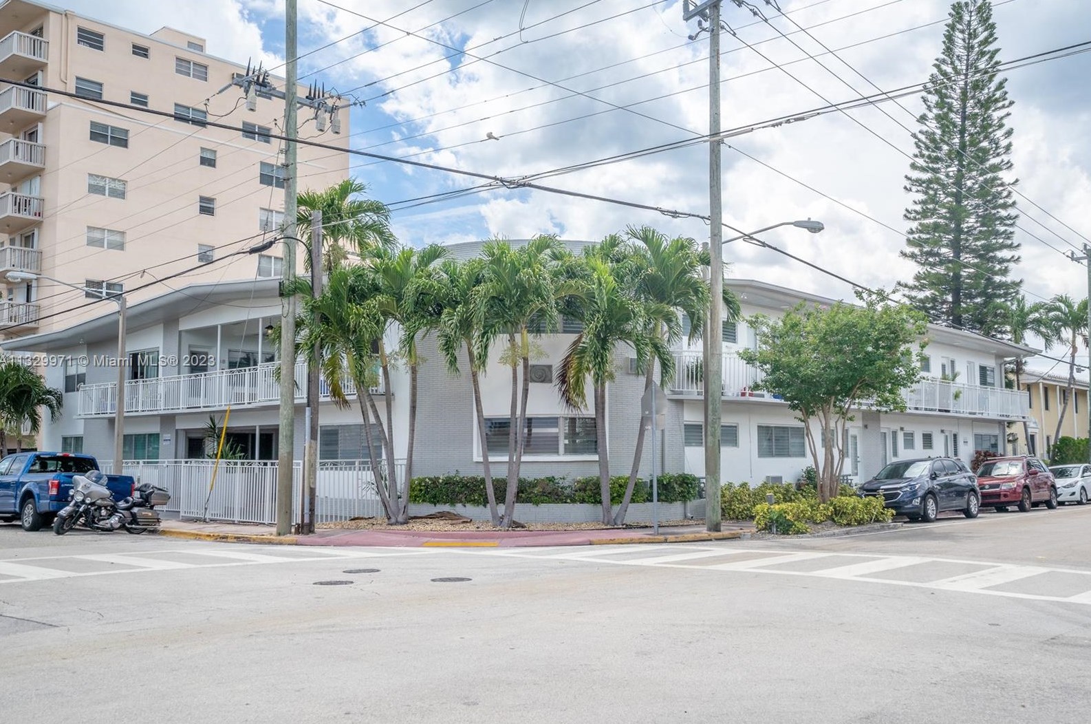 7640 Carlyle Ave Apt 9b, Miami, FL