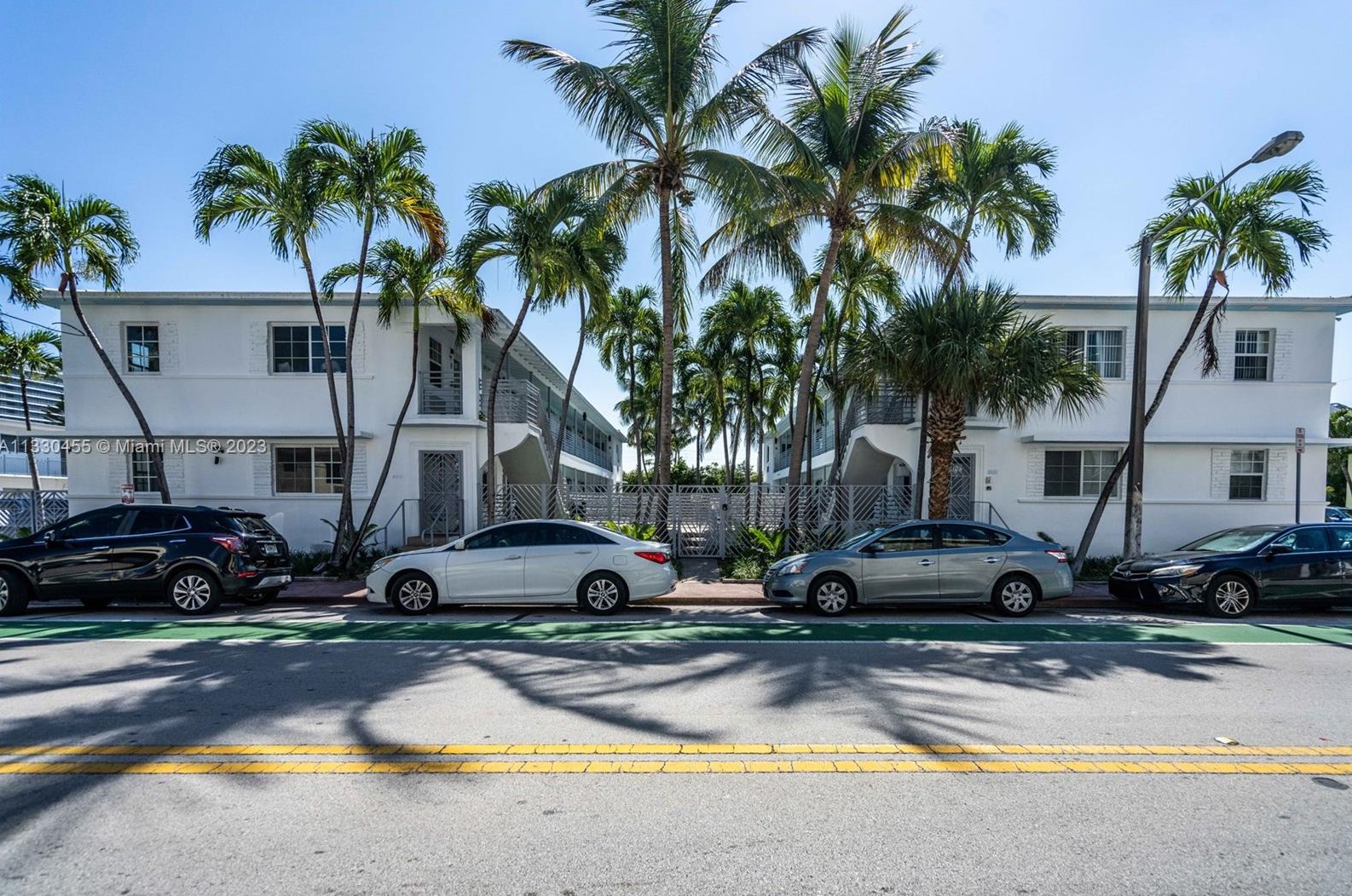 8401 Byron Ave, Miami, FL 33141-4830