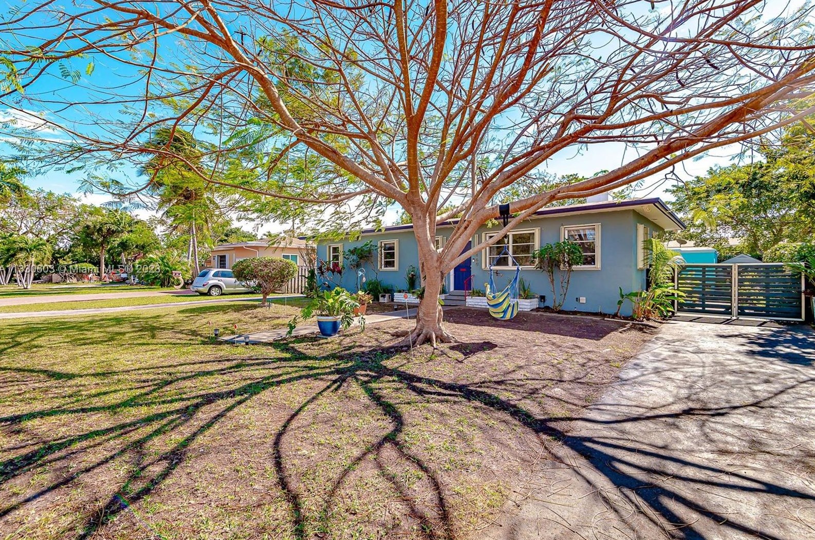 460 112th St, Miami, FL 33161-7160