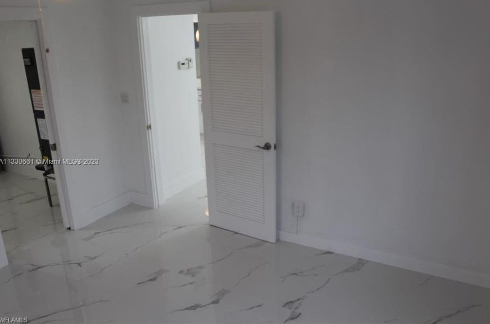 1849 Inlet Dr, Fort Myers FL  33903-5007 exterior