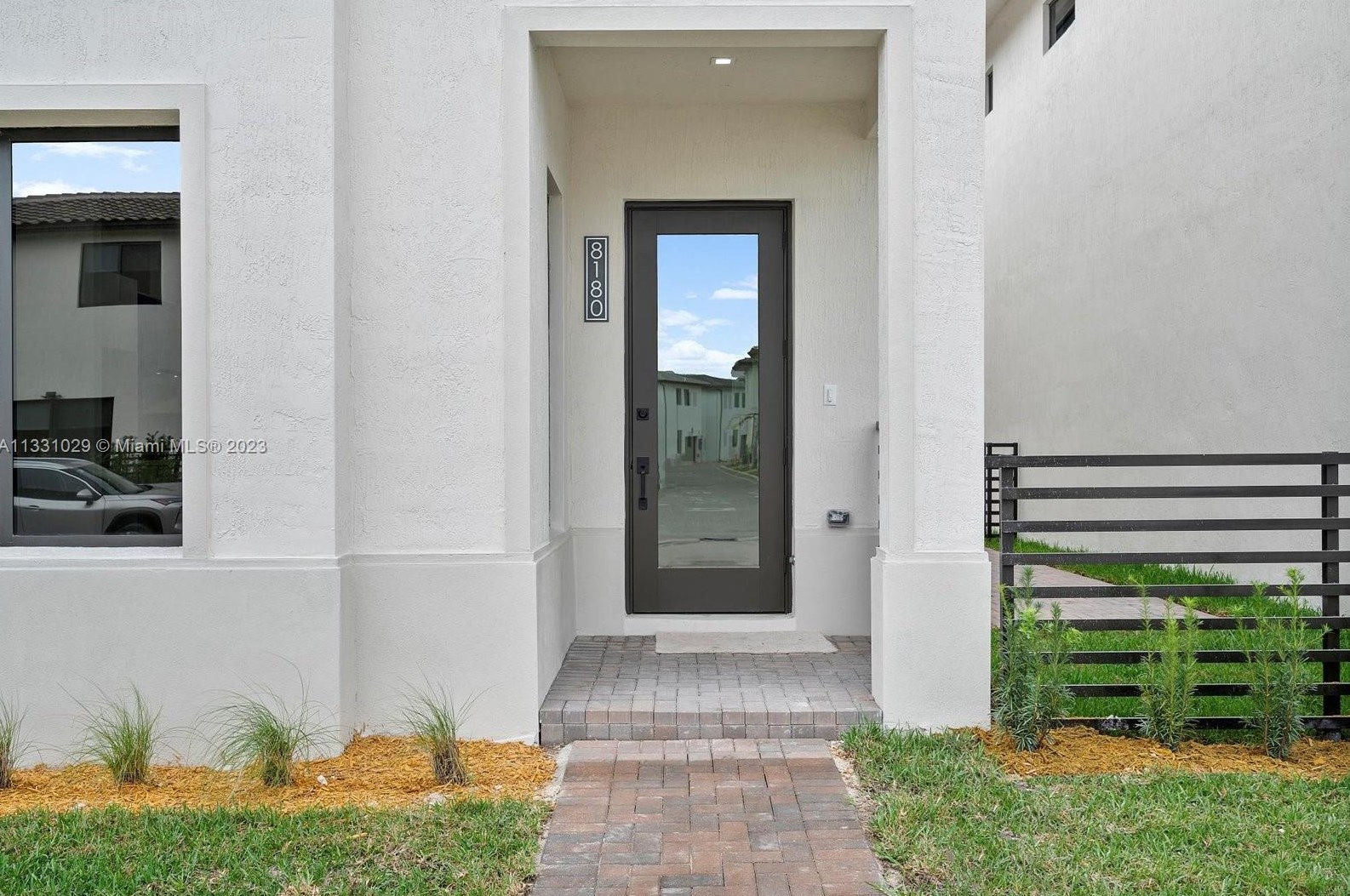 8180 43rd St, Miami, FL 33166-4213