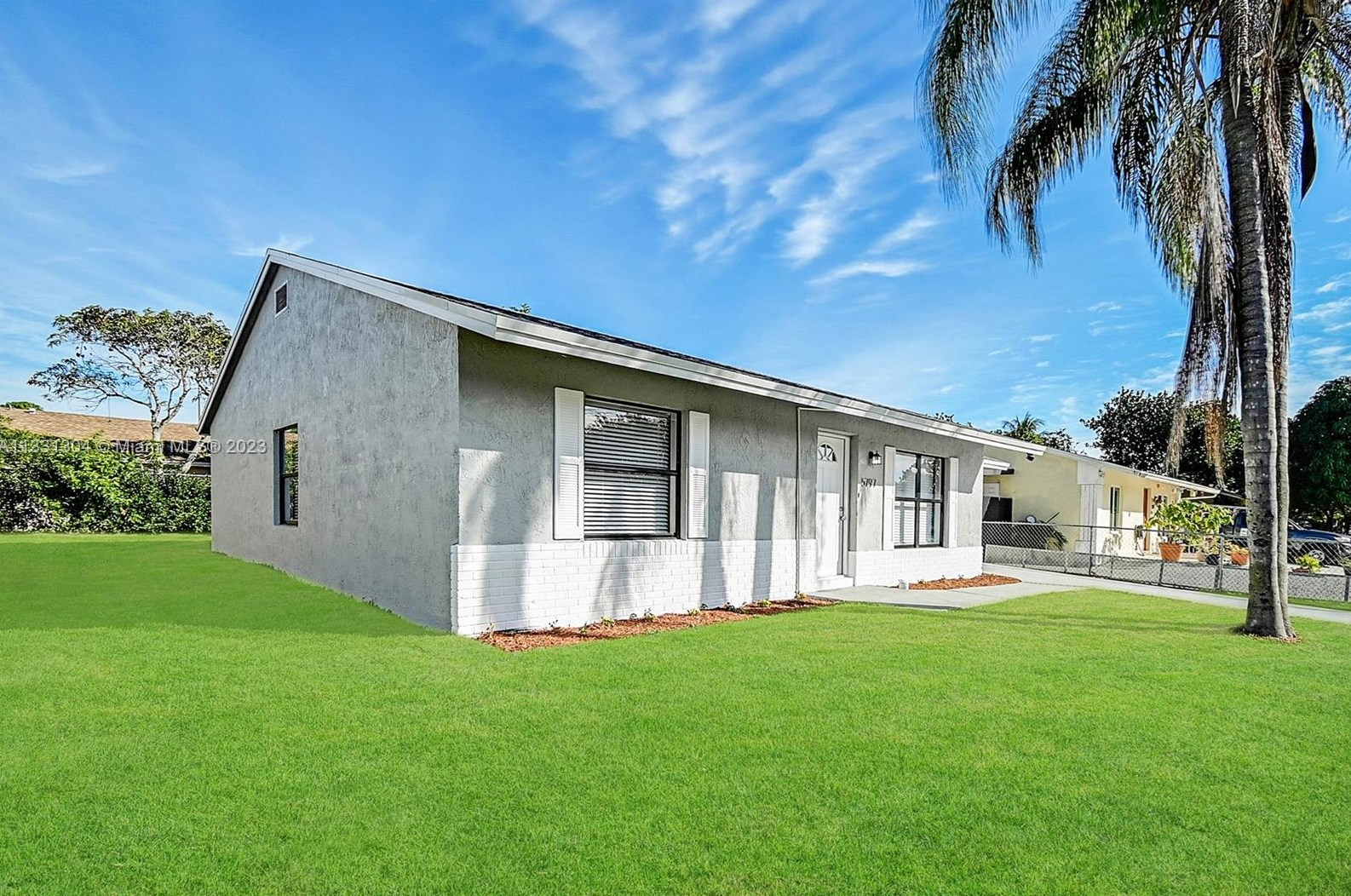 5797 Aurora Ct, Lake Worth, FL 33463