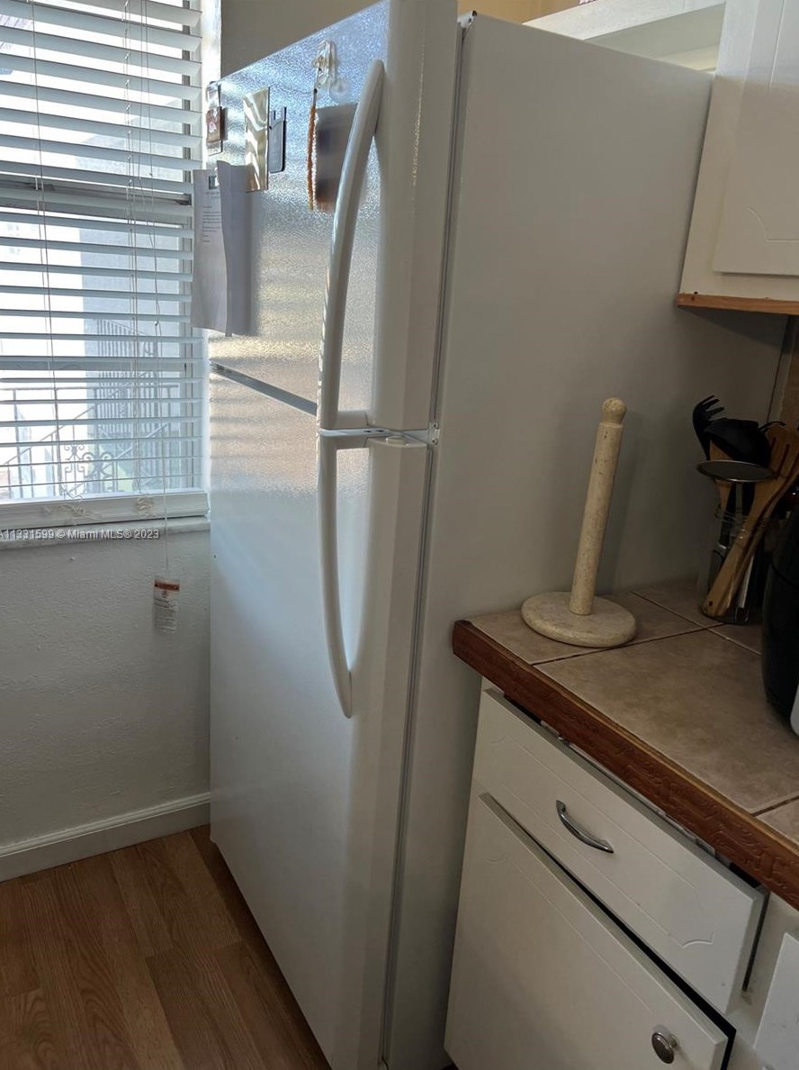 2225 Polk St, Hollywood FL  33020-6712 exterior