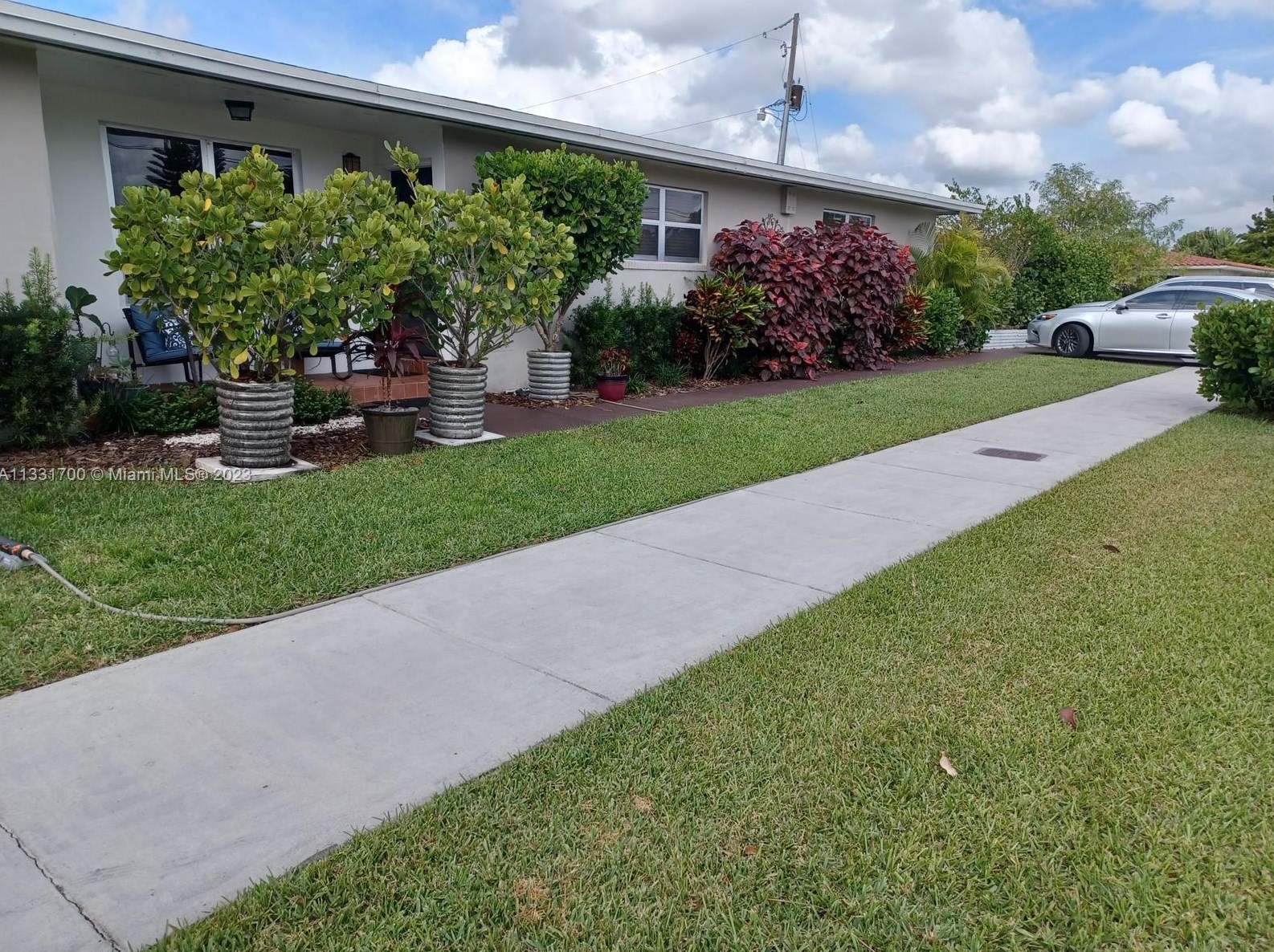2310 99th Ave, Miami, FL 33165-7530