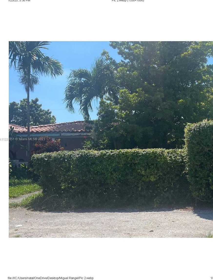 6820 19th Ter, Miami, FL 33155-1732