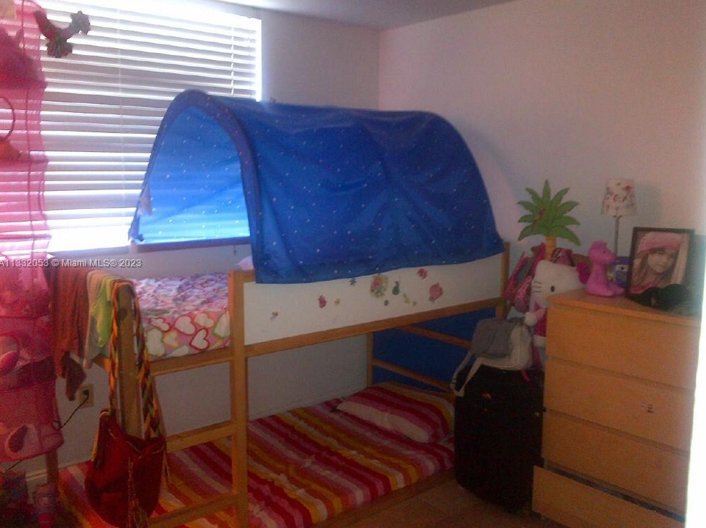 210 11th St, Miami FL  33130-4061 exterior