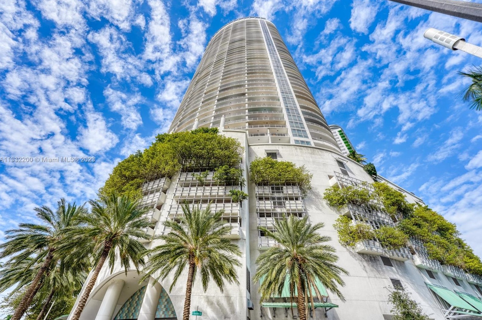 1750 N Bayshore Dr #5302, Miami, FL 33132
