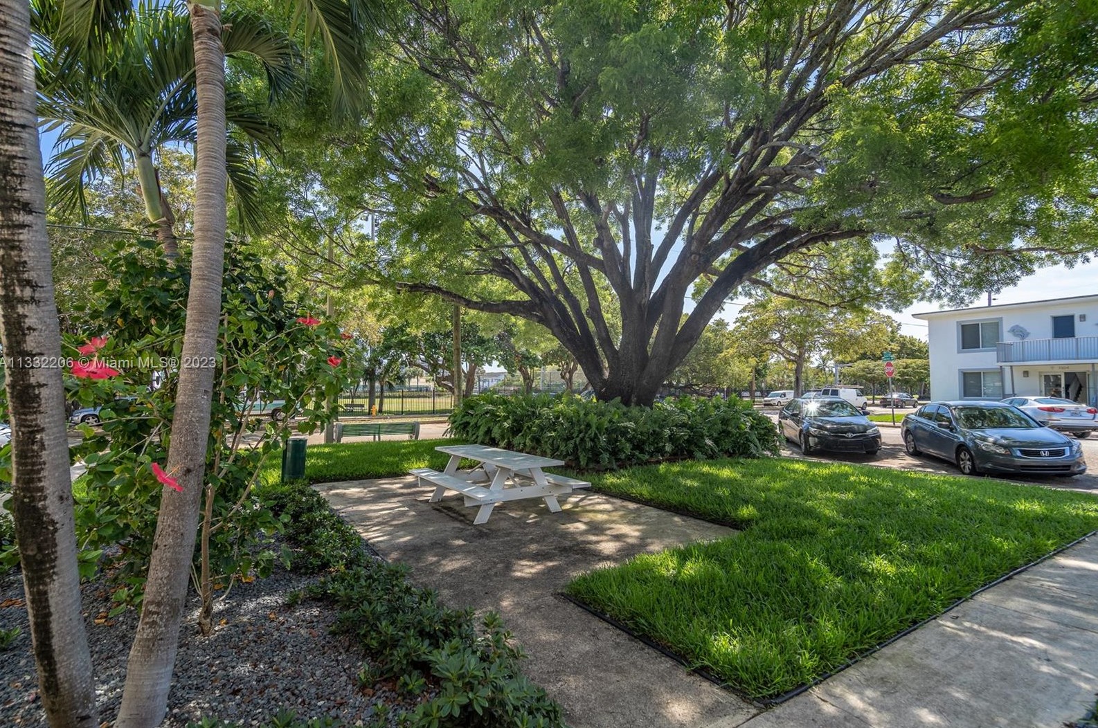 7301 Carlyle Ave Apt 11, Miami, FL 33141
