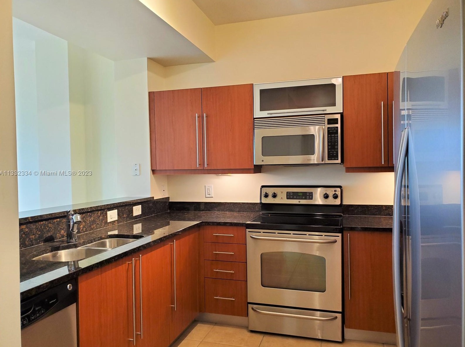 7355 Sw 89th St #414n, Miami, FL