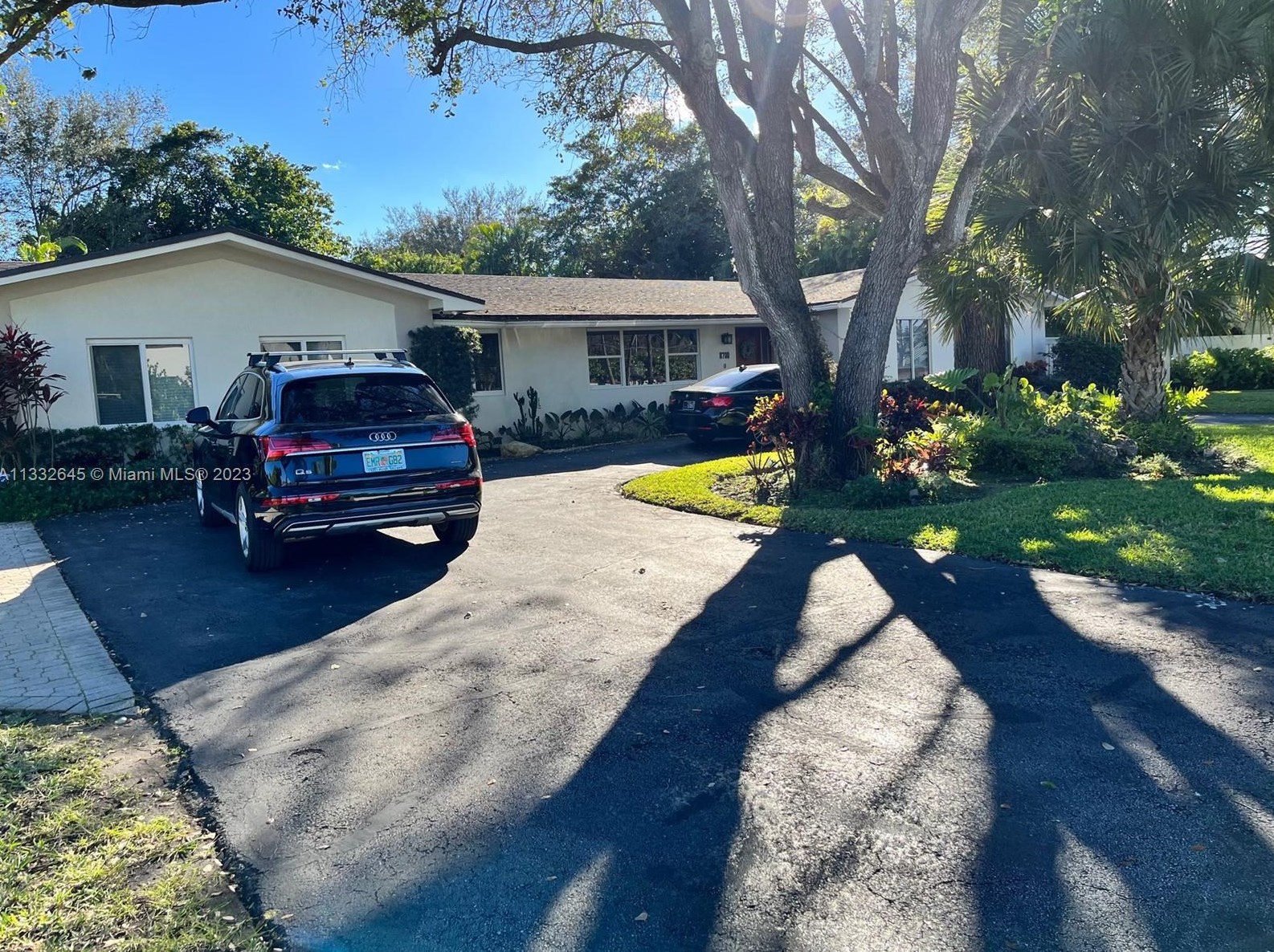 8700 106th St, Miami, FL 33176-3720