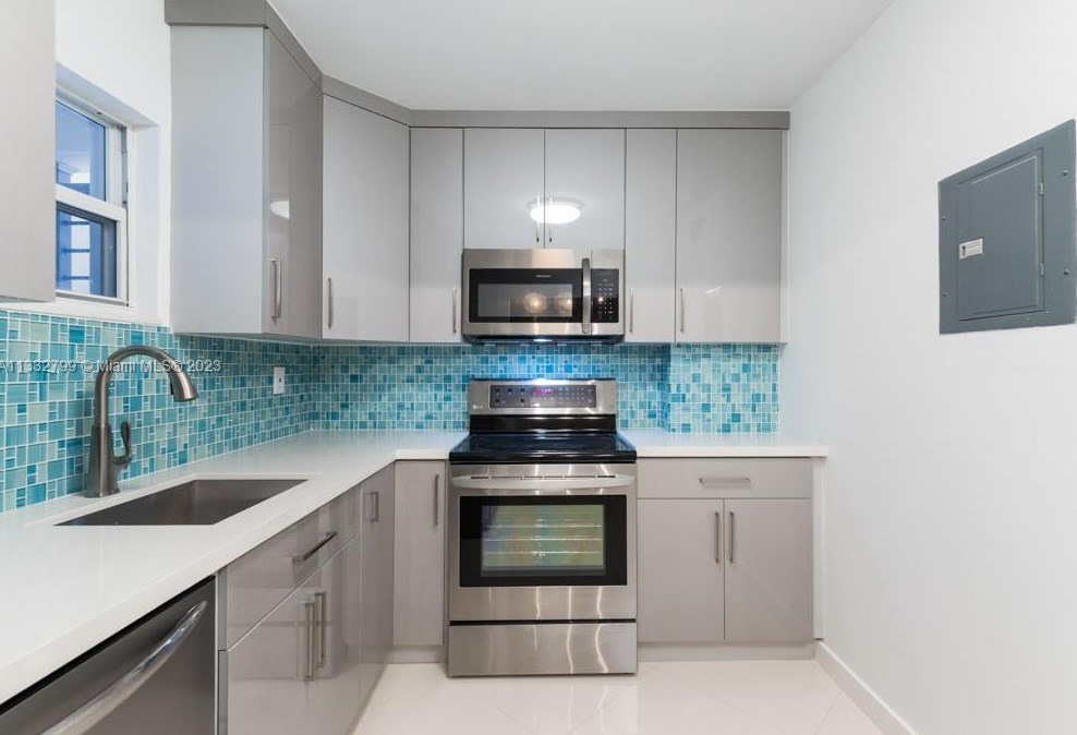 411 Sw 37th Ave Apt 3a, Miami, FL