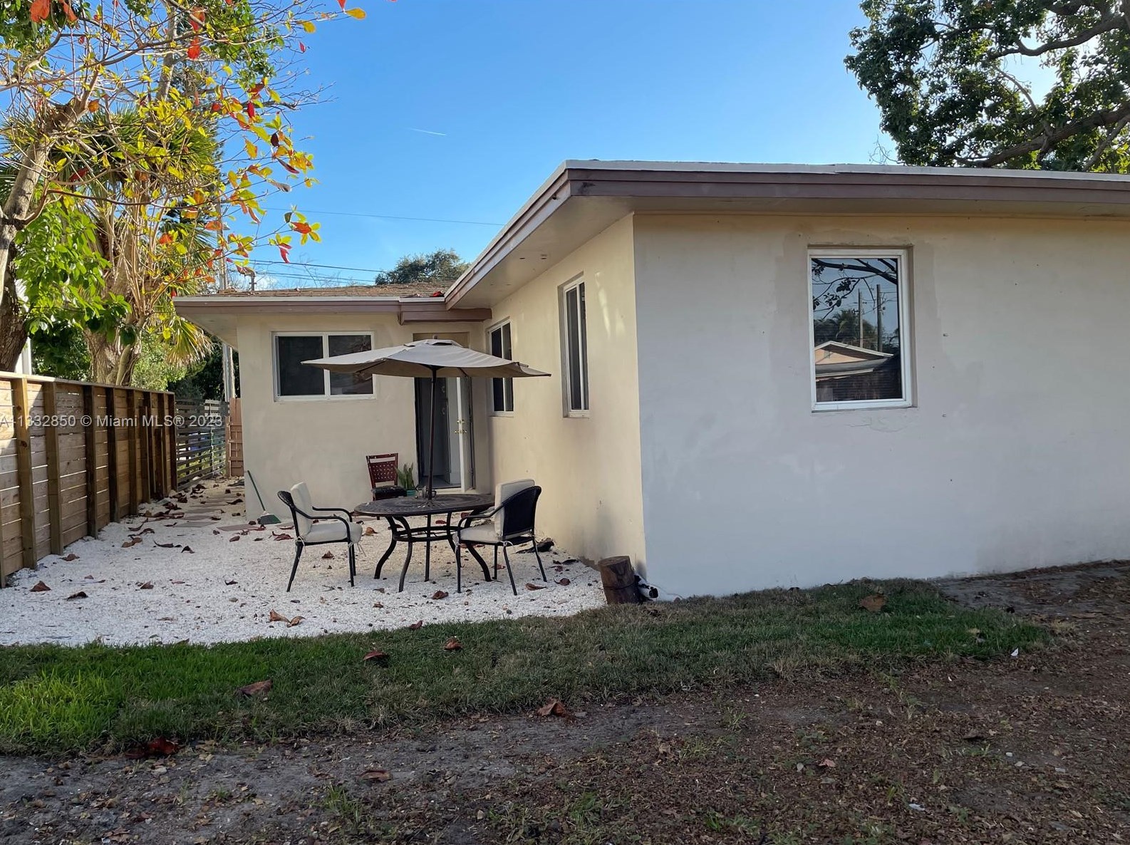 3389 William Ave, Miami, FL 33133-5833