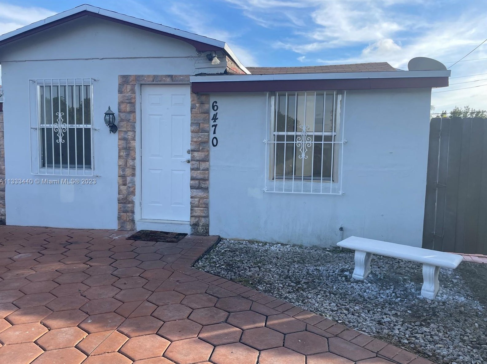 6470 35th St, Miami, FL 33155-3960