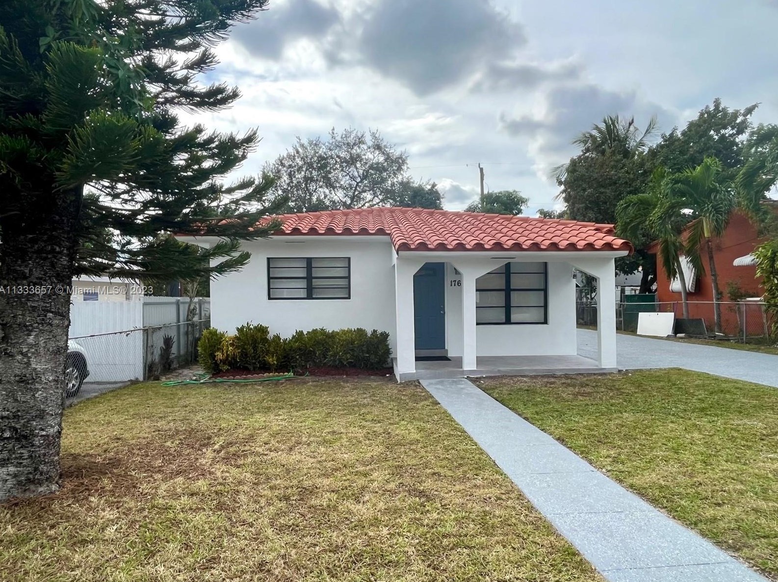 1760 115th St, Miami, FL 33167-2704