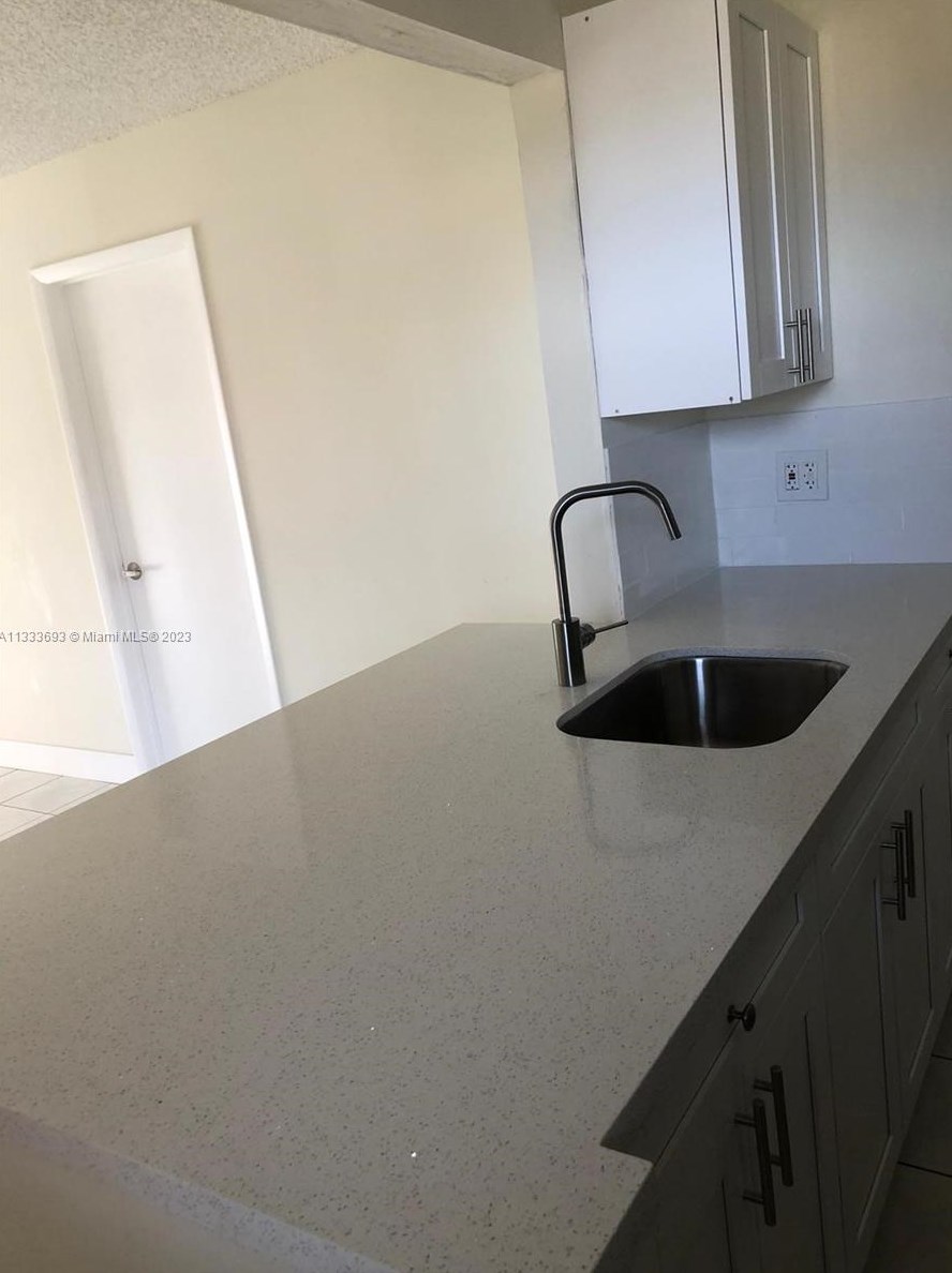 6560 W 27th Ct #2157, Hialeah, FL 33016