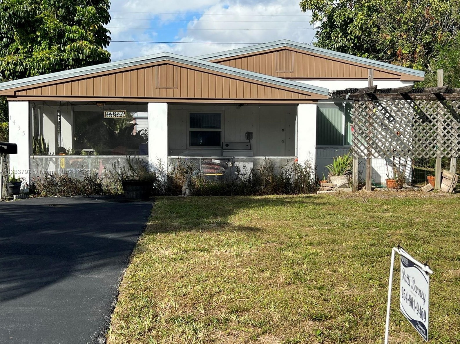 1435 179th St, Miami, FL 33162-1340