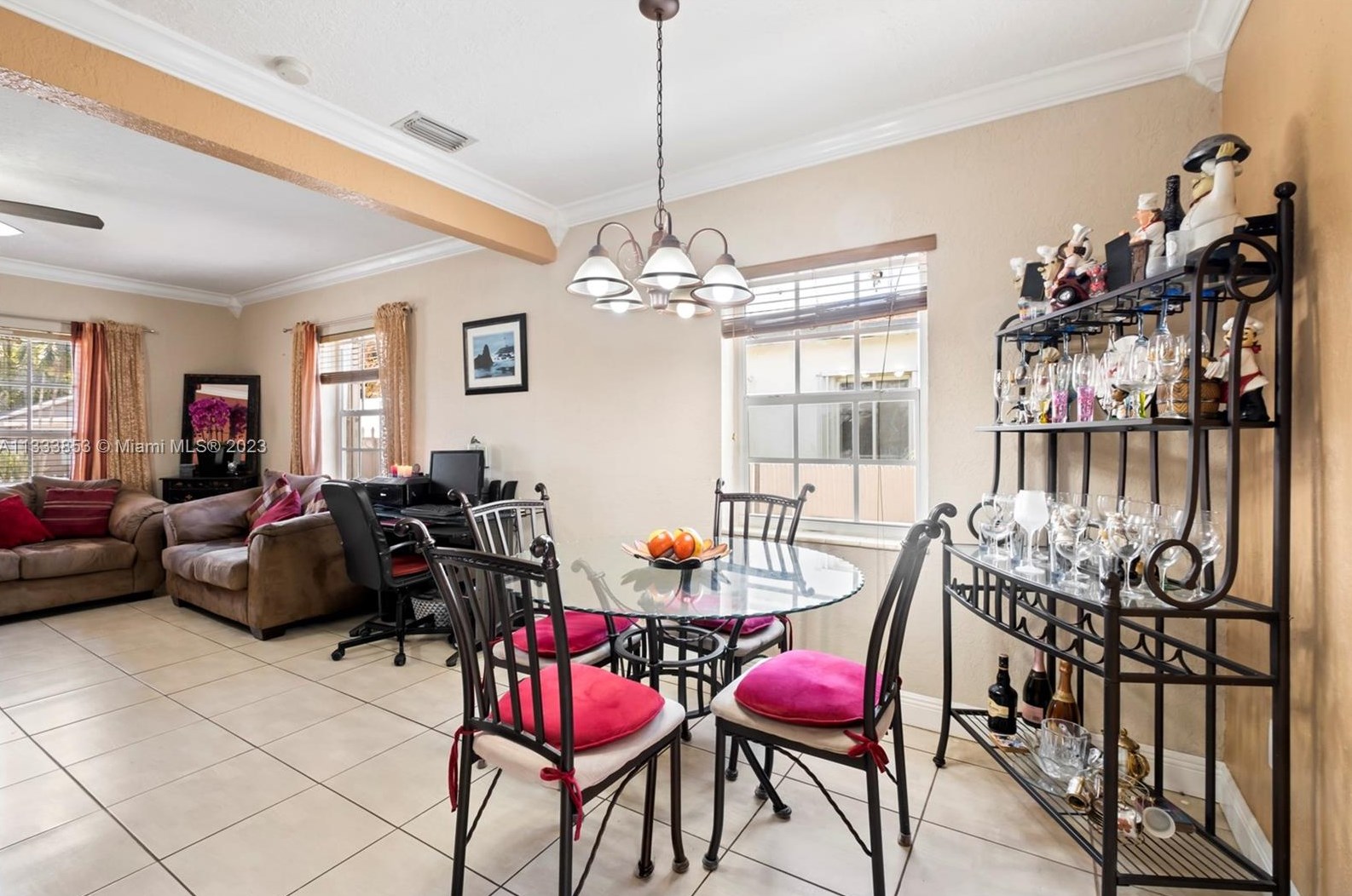 3221 19th Ter, Miami FL  33125-1025 exterior