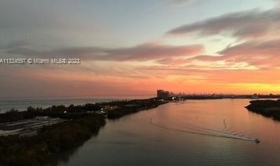 300 Bayview Dr, Miami FL  33160-4700 exterior