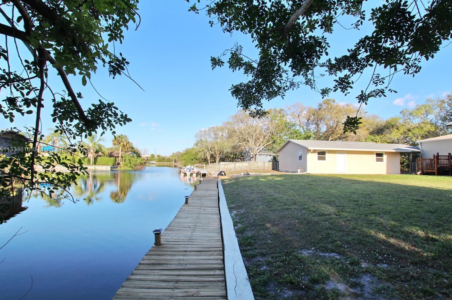 1092 Bass St, Okeechobee FL  34974-0220 exterior