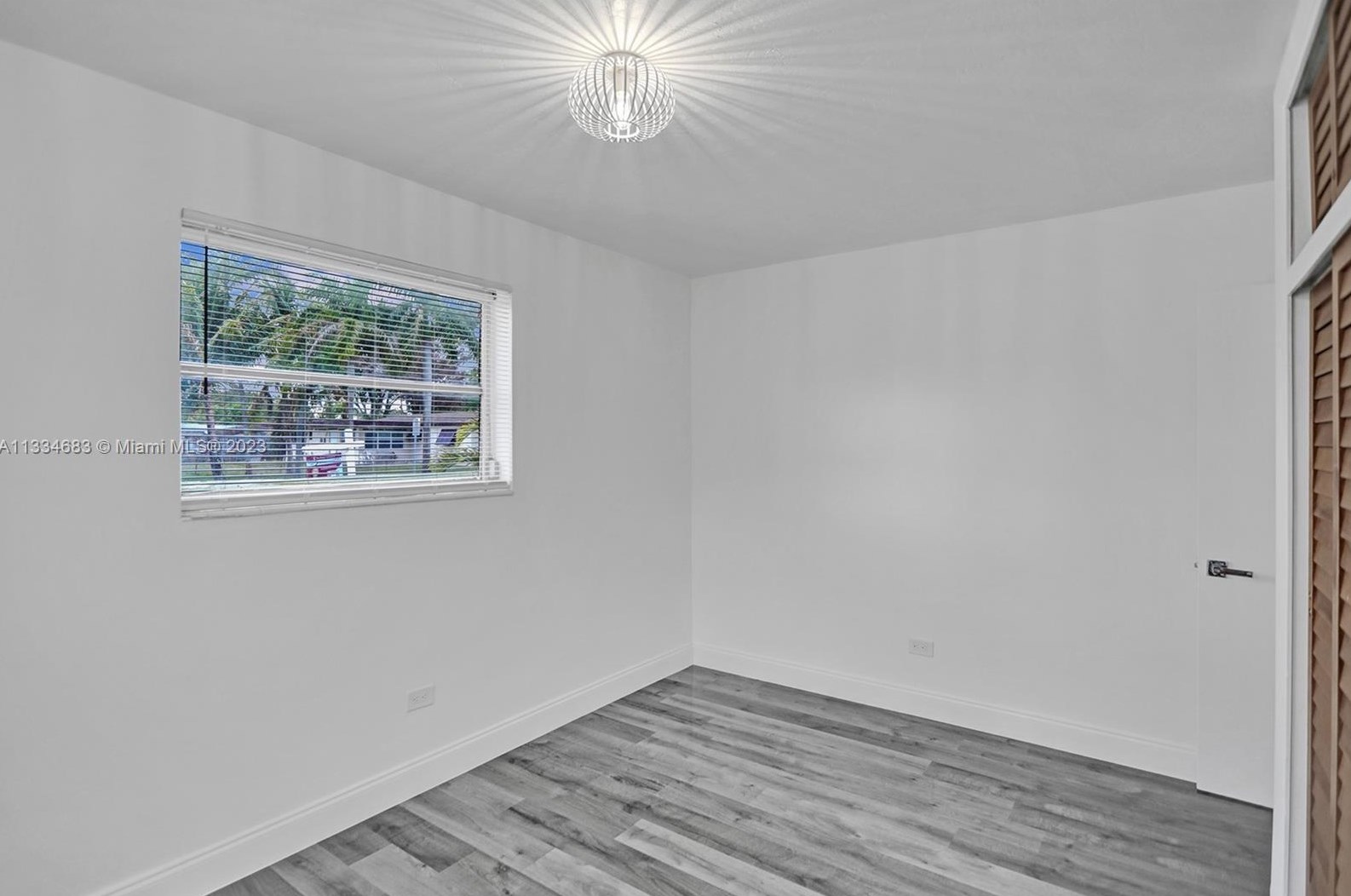 411 70th Ave, Hollywood FL  33024-7459 exterior