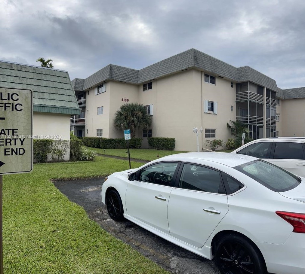 4100 N 58th Ave #101, Hollywood, FL 33021
