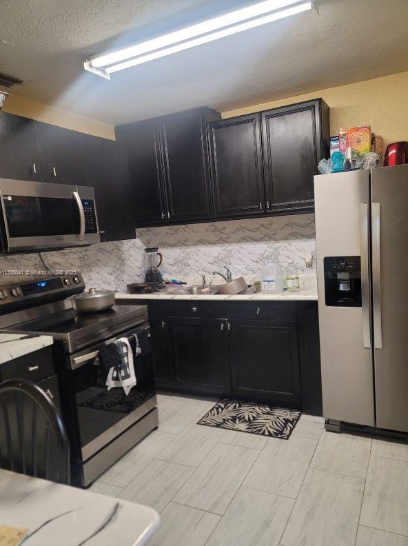 355 Sw 6th Rd Sw, Vero Beach, FL 32962
