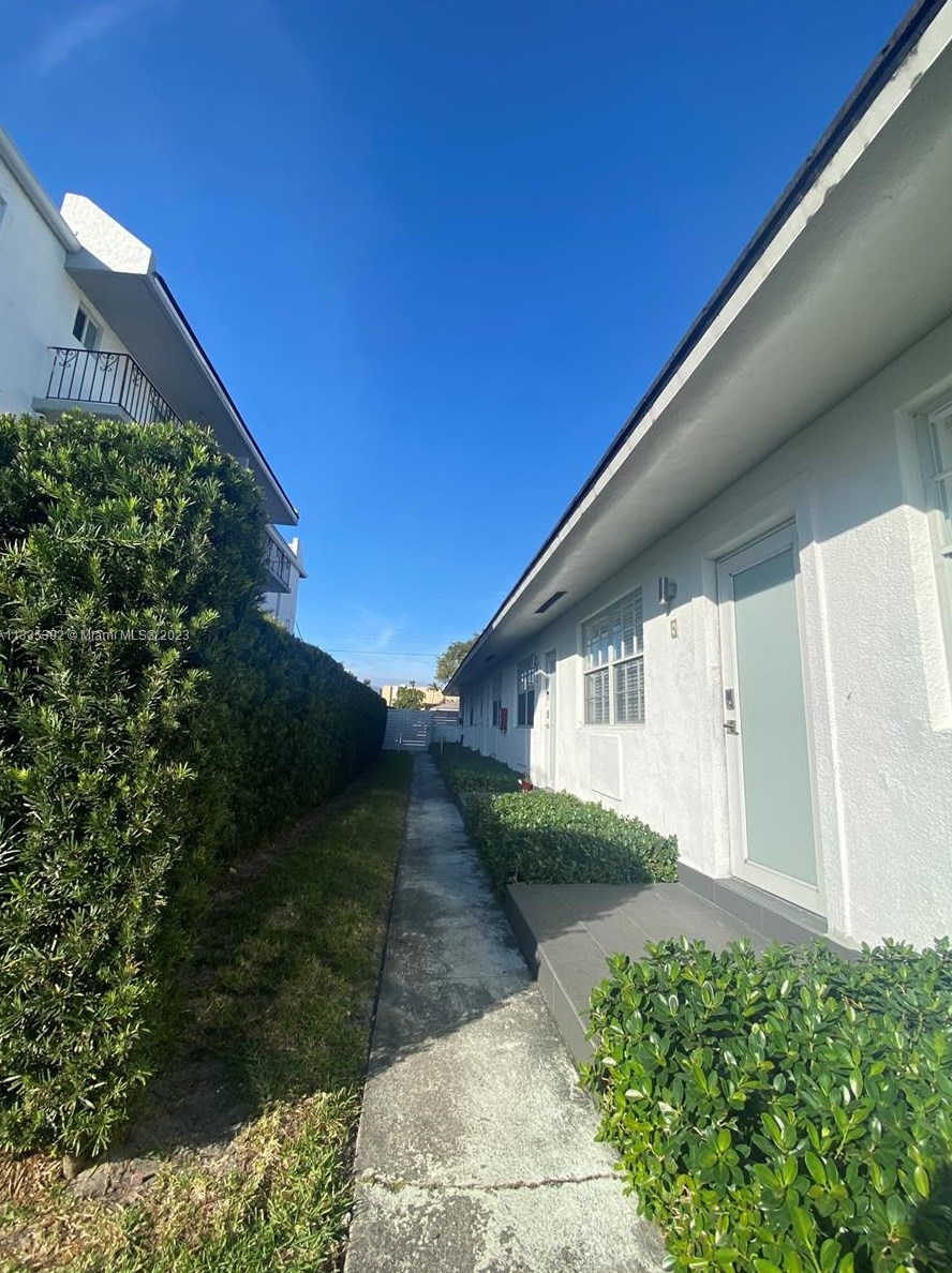 1320 Nw 4th St #4a, Miami, FL 33125
