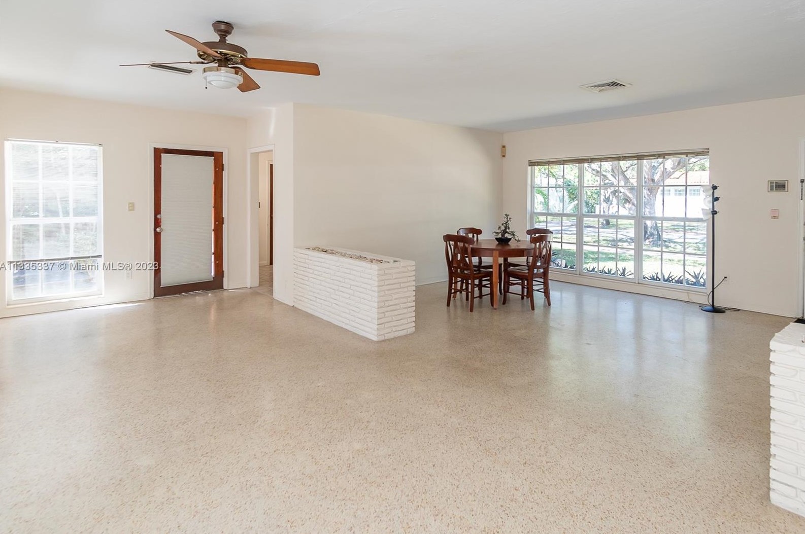 724 Sistina Ave, Miami, FL 33146-2047